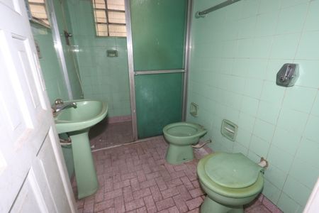 Banheiro de casa para alugar com 1 quarto, 141m² em Vila Alpina, São Paulo