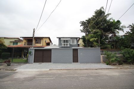 Casa de condomínio para alugar com 500m², 3 quartos e 4 vagasFachada