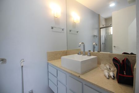 Casa de condomínio para alugar com 500m², 3 quartos e 4 vagasQuarto 3 - Suíte