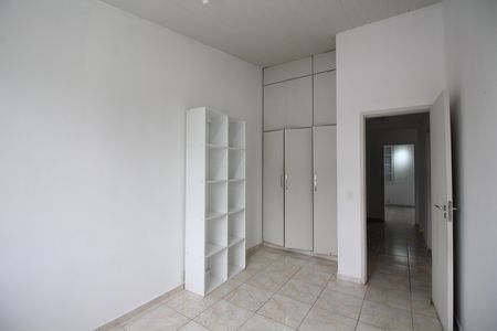 Casa de condomínio para alugar com 500m², 3 quartos e 4 vagasQuarto 1