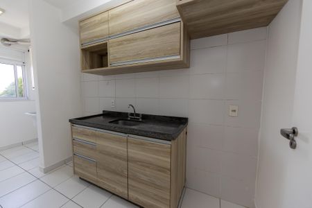 Cozinha de apartamento para alugar com 2 quartos, 65m² em Vila Barros, Barueri