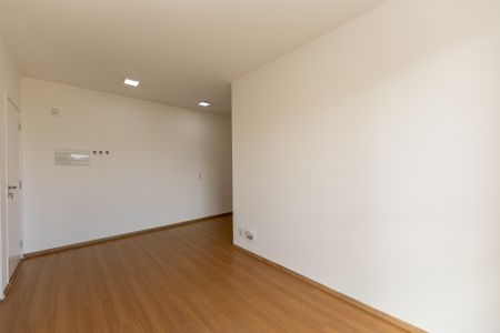 Sala de apartamento para alugar com 2 quartos, 65m² em Vila Barros, Barueri