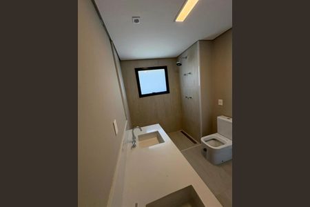 Banheiro de apartamento para alugar com 3 quartos, 147m² em Vila Nova Conceição, São Paulo