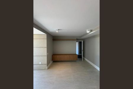 Sala de apartamento para alugar com 3 quartos, 147m² em Vila Nova Conceição, São Paulo