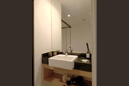 Studio à venda com 22m², 1 quarto e sem vagaEstúdio - Banheiro