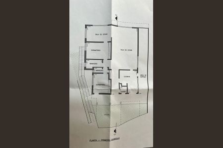 Casa à venda com 760m², 8 quartos e 2 vagas Casa à venda com 760m², 8 quartos e 2 vagasPlanta do -1 casa 2