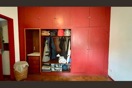 Casa à venda com 760m², 8 quartos e 2 vagas Casa à venda com 760m², 8 quartos e 2 vagasSuite