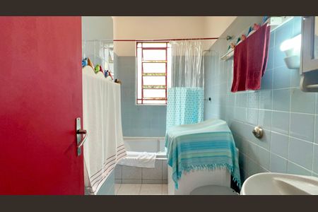 Casa à venda com 760m², 8 quartos e 2 vagas Casa à venda com 760m², 8 quartos e 2 vagasBanheiro