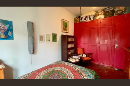 Casa à venda com 760m², 8 quartos e 2 vagas Casa à venda com 760m², 8 quartos e 2 vagasQuarto 2