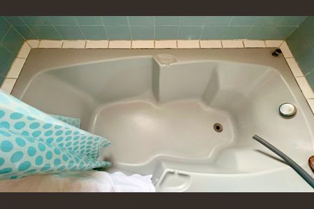 Casa à venda com 760m², 8 quartos e 2 vagas Casa à venda com 760m², 8 quartos e 2 vagasBanheiro