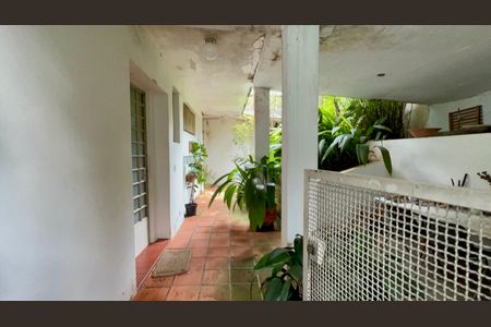 Casa à venda com 760m², 8 quartos e 2 vagas Casa à venda com 760m², 8 quartos e 2 vagasCasa 2