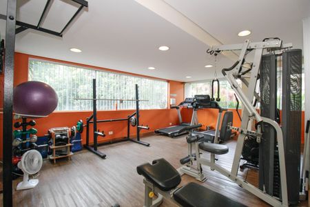 Apartamento para alugar com 120m², 3 quartos e 2 vagas Apartamento para alugar com 120m², 3 quartos e 2 vagasAcademia