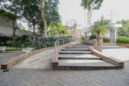 Apartamento para alugar com 120m², 3 quartos e 2 vagas Apartamento para alugar com 120m², 3 quartos e 2 vagasÁrea comum