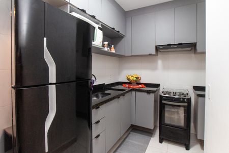 Apartamento à venda com 37m², 2 quartos e sem vaga Apartamento à venda com 37m², 2 quartos e sem vagaCozinha e Área de Serviço