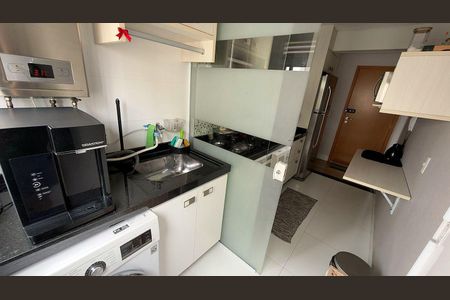 Apartamento à venda com 60m², 2 quartos e 1 vagaÁrea de Serviço