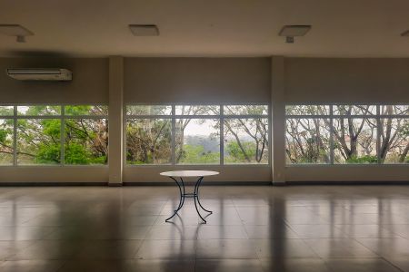 Apartamento para alugar com 43m², 2 quartos e 1 vagaÁrea comum - Salão de festas