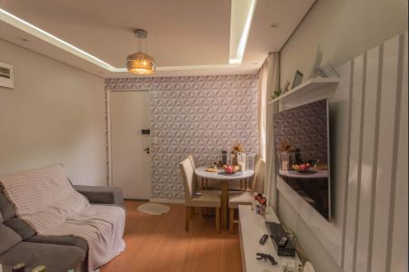 Apartamento para alugar com 43m², 2 quartos e 1 vagaSala