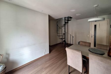 Apartamento à venda com 144m², 2 quartos e 2 vagasSala