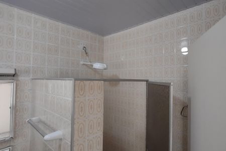 Casa para alugar com 110m², 2 quartos e 2 vagasBanheiro