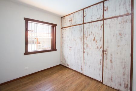 Casa à venda com 395m², 3 quartos e 4 vagas