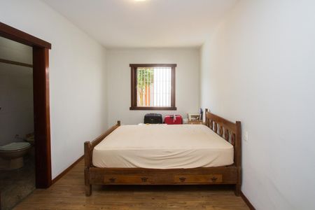 Casa à venda com 395m², 3 quartos e 4 vagas