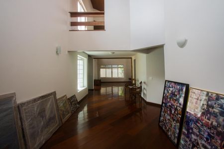 Casa à venda com 395m², 3 quartos e 4 vagas