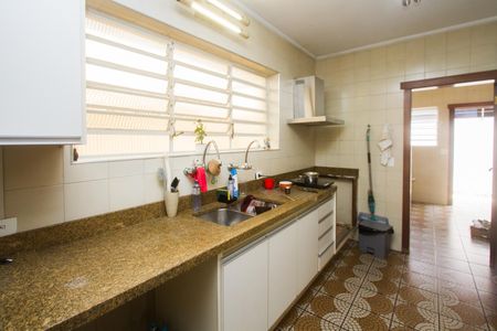 Casa à venda com 395m², 3 quartos e 4 vagas