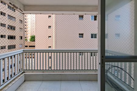 Apartamento para alugar com 65m², 1 quarto e 1 vagaSacada 