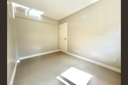 Apartamento para alugar com 67m², 2 quartos e 1 vagaQuarto 1