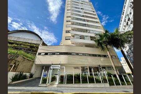 Apartamento para alugar com 67m², 2 quartos e 1 vagaFachada