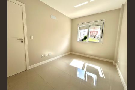 Apartamento para alugar com 67m², 2 quartos e 1 vagaQuarto 1