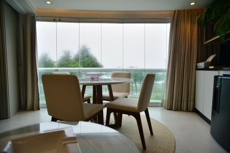 Apartamento à venda com 101m², 2 quartos e 1 vagaSala