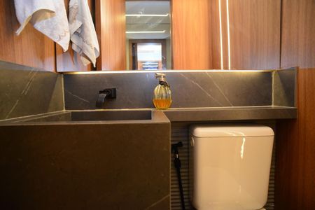 Apartamento à venda com 101m², 2 quartos e 1 vagaLavabo