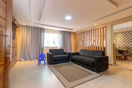 Sala de casa para alugar com 4 quartos, 432m² em Abranches, Curitiba