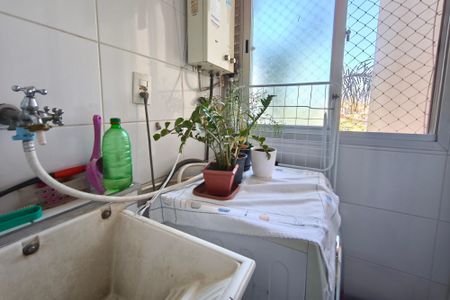 Apartamento à venda com 70m², 3 quartos e 1 vagaÁrea de Serviço