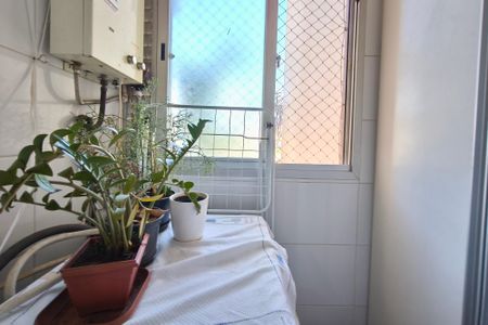 Apartamento à venda com 70m², 3 quartos e 1 vagaÁrea de Serviço