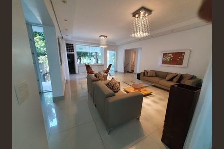 Casa à venda com 4 quartos, 450m² em São Bento, Belo Horizonte