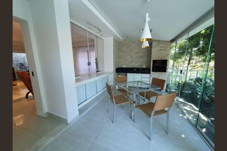 Casa à venda com 4 quartos, 450m² em São Bento, Belo Horizonte