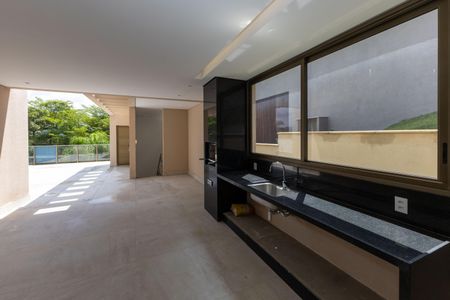 Casa de condomínio à venda com 455m², 3 quartos e 4 vagas Casa de condomínio à venda com 455m², 3 quartos e 4 vagasChurrasqueira