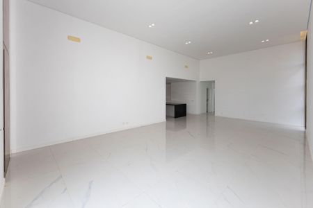 Casa de condomínio à venda com 455m², 3 quartos e 4 vagas Casa de condomínio à venda com 455m², 3 quartos e 4 vagasSala