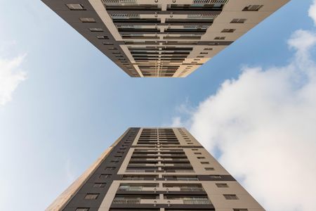 Apartamento para alugar com 49m², 2 quartos e 1 vaga Apartamento para alugar com 49m², 2 quartos e 1 vagaFachada