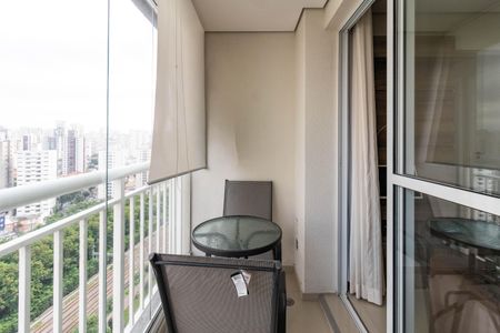 Apartamento para alugar com 49m², 2 quartos e 1 vaga Apartamento para alugar com 49m², 2 quartos e 1 vagaVaranda