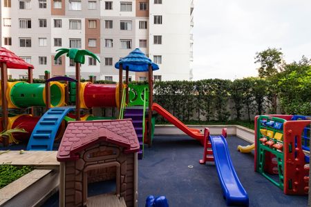 Apartamento para alugar com 49m², 2 quartos e 1 vaga Apartamento para alugar com 49m², 2 quartos e 1 vagaPlayground