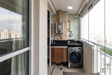 Apartamento para alugar com 49m², 2 quartos e 1 vaga Apartamento para alugar com 49m², 2 quartos e 1 vagaVaranda