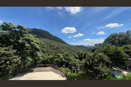 Casa de condomínio à venda com 350m², 2 quartos e 2 vagas