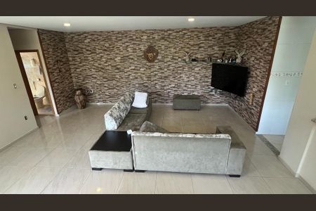 Casa de condomínio à venda com 350m², 2 quartos e 2 vagas
