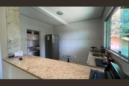 Casa de condomínio à venda com 350m², 2 quartos e 2 vagas