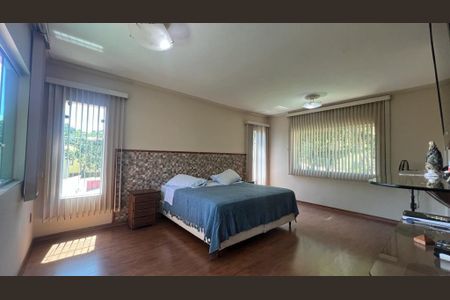 Casa de condomínio à venda com 350m², 2 quartos e 2 vagas