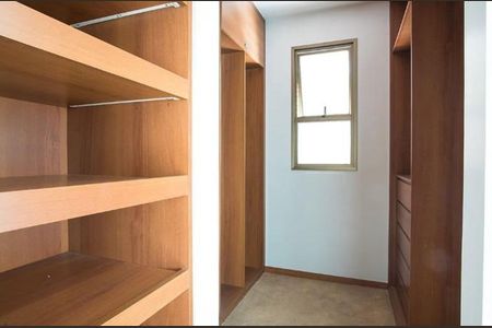 Apartamento à venda com 4 quartos, 227m² em Belvedere, Belo Horizonte