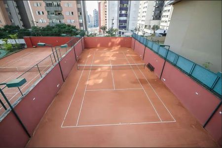 Apartamento à venda com 227m², 4 quartos e 5 vagas